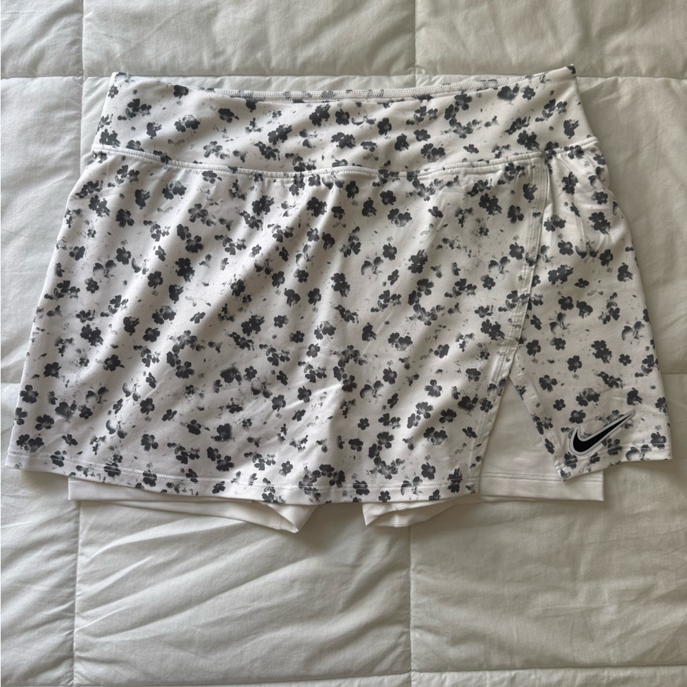 Nike Dri-FIT Floral Tennis Skirt